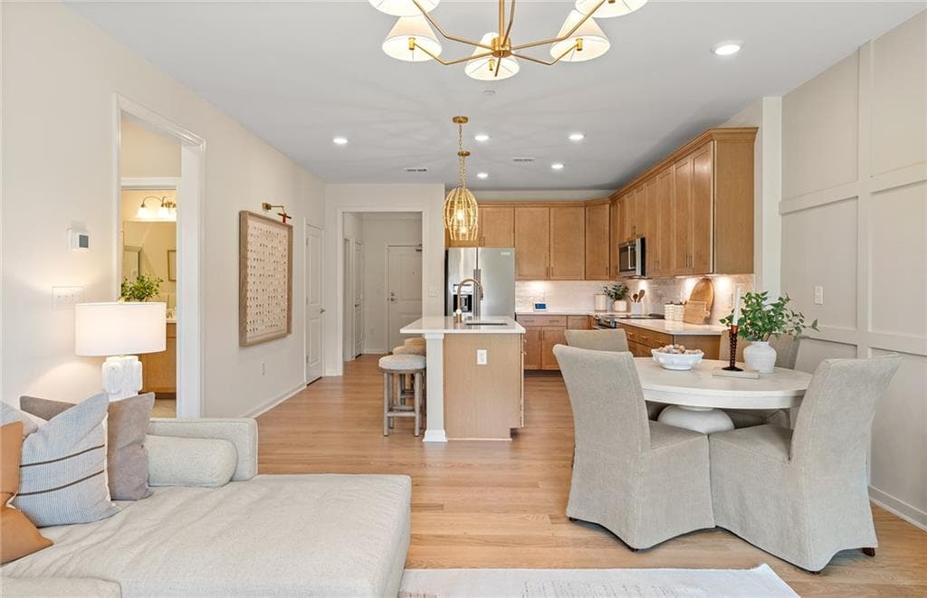 Condominium at 141 East Point Drive UNIT 211, East Providence, photo 4 of 14