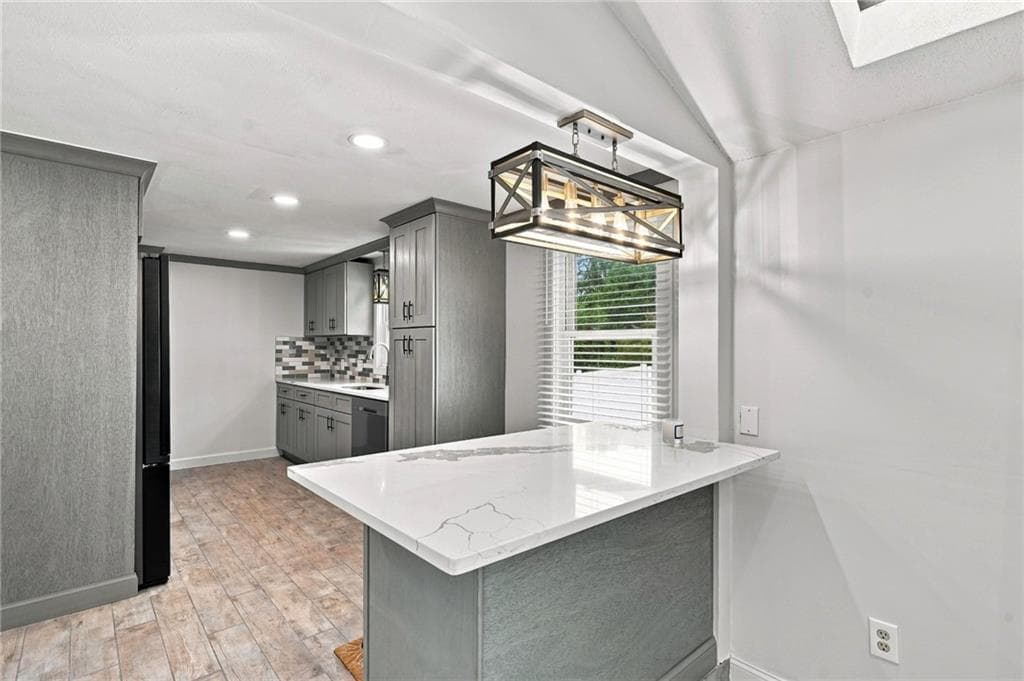 Single Family Residence at 36 Brookfield Drive, Cranston, photo 12 of 50