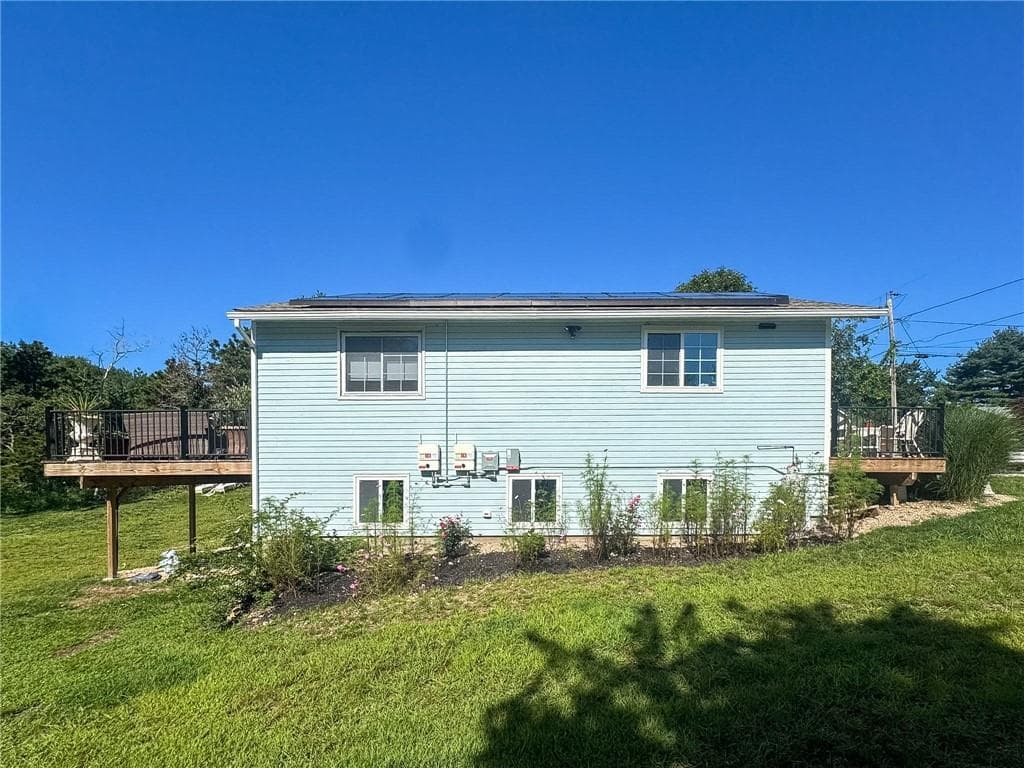 Single Family Residence at 52 Elm Road, South Kingstown, photo 43 of 46