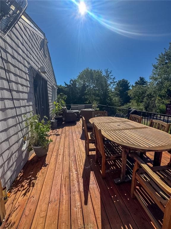 Single Family Residence at 52 Elm Road, South Kingstown, photo 36 of 46