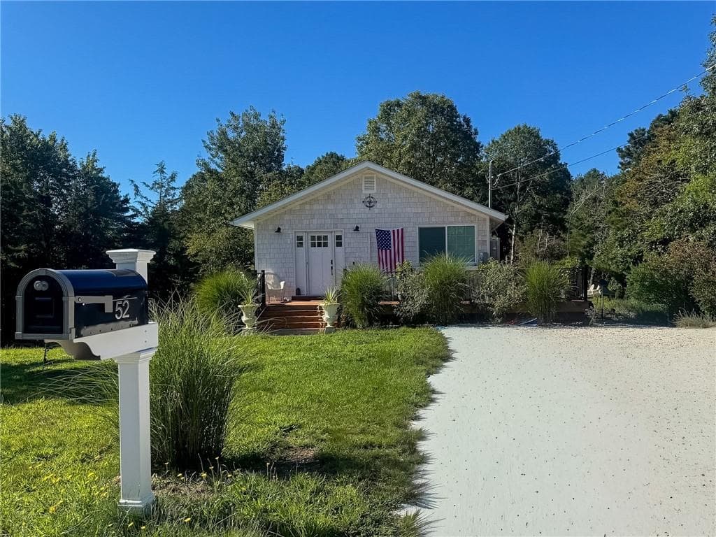 52 Elm Road