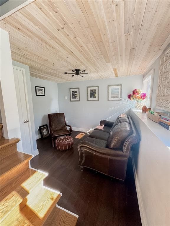 Single Family Residence at 52 Elm Road, South Kingstown, photo 20 of 46