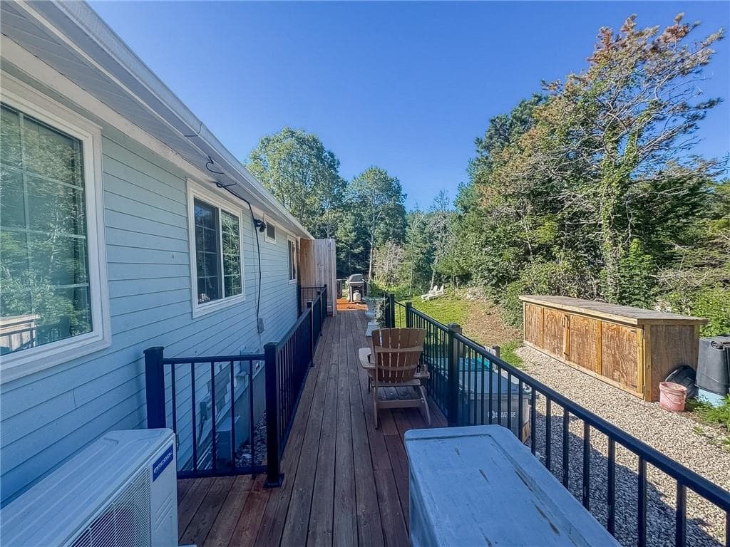 Single Family Residence at 52 Elm Road, South Kingstown, photo 34 of 46