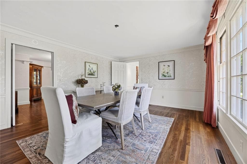 Single Family Residence at 250 Rumstick Road, Barrington, photo 16 of 49