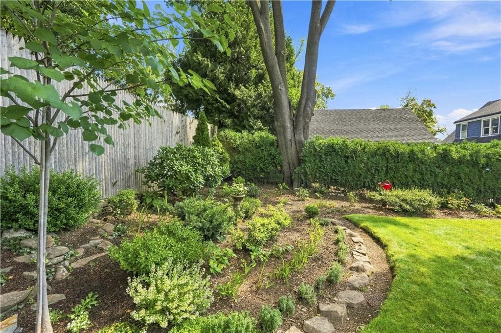 Single Family Residence at 7 Elton Road, Barrington, photo 46 of 50