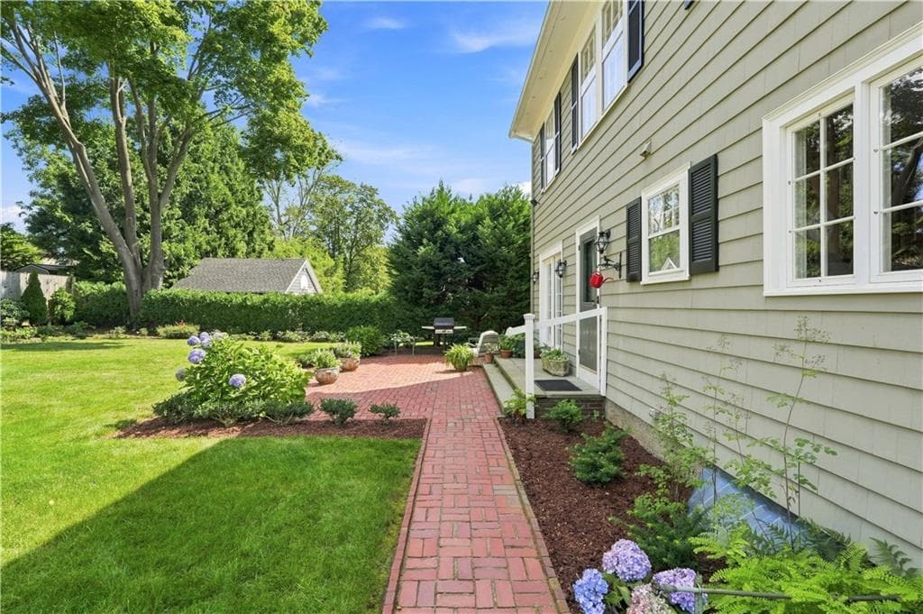 Single Family Residence at 7 Elton Road, Barrington, photo 41 of 50