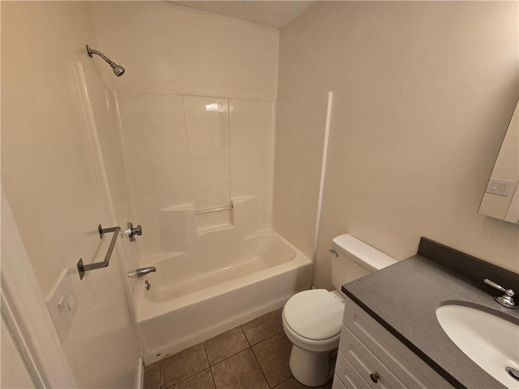Condominium at 265 Sayles Avenue UNIT 8, Burrillville, photo 9 of 12