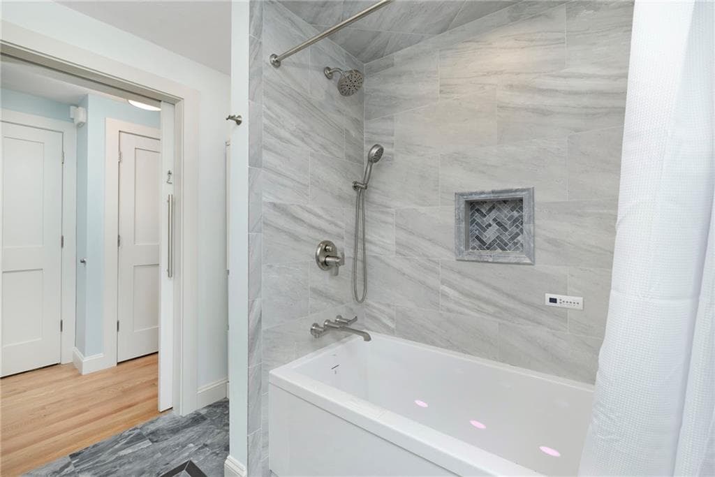 Single Family Residence at 10 Maywood Road, Narragansett, photo 24 of 36