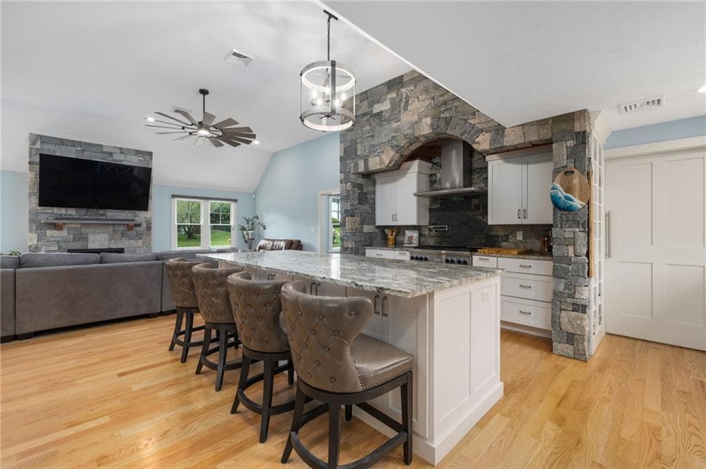Single Family Residence at 10 Maywood Road, Narragansett, photo 11 of 36