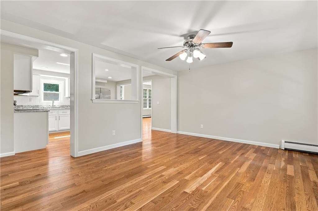 Single Family Residence at 3 Oakland Road, Richmond, photo 13 of 42