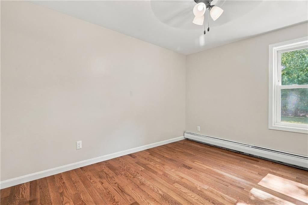 Single Family Residence at 3 Oakland Road, Richmond, photo 17 of 42