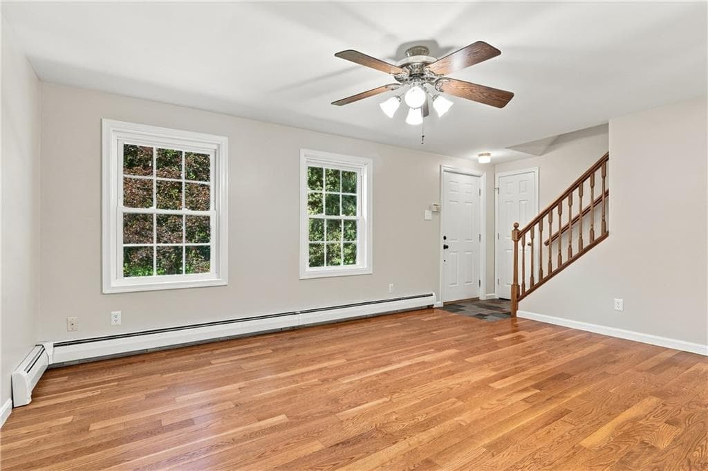 Single Family Residence at 3 Oakland Road, Richmond, photo 12 of 42