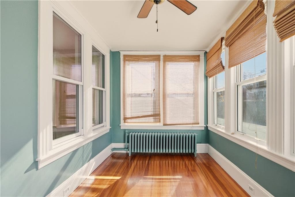 Multi Family at 7 8 Warner Place, Newport, photo 5 of 43