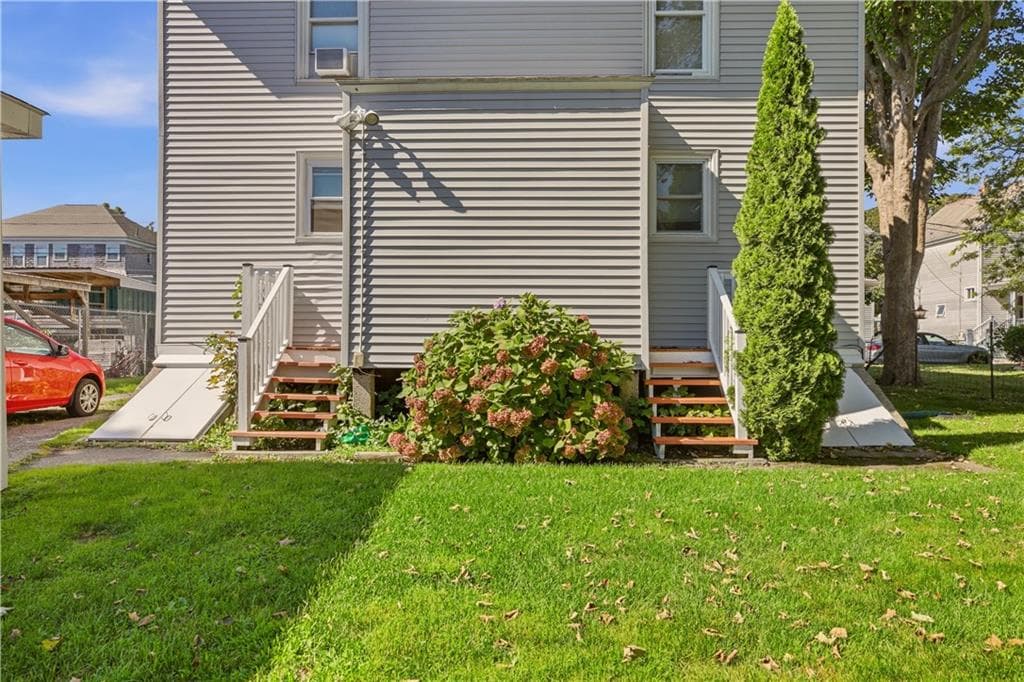 Multi Family at 7 8 Warner Place, Newport, photo 34 of 43