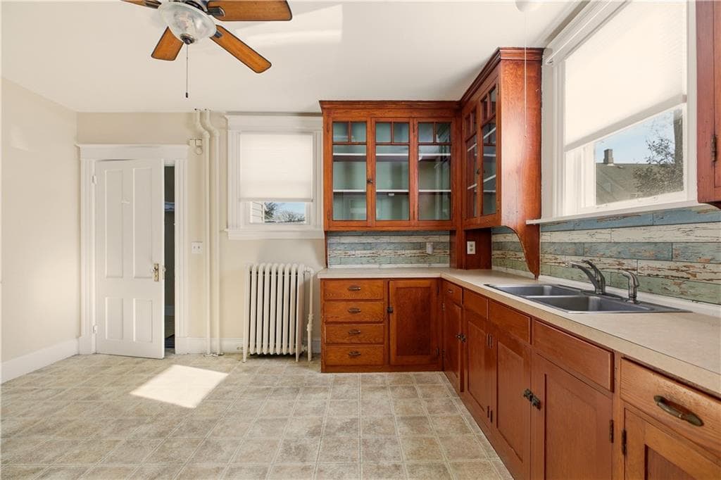 Multi Family at 7 8 Warner Place, Newport, photo 14 of 43