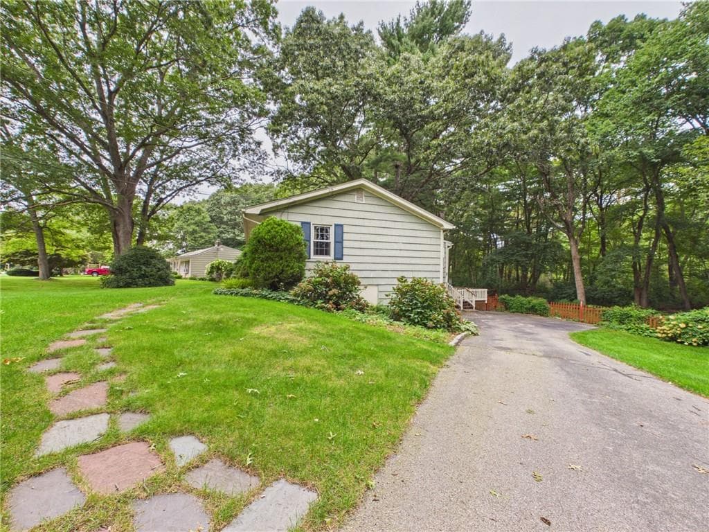 Single Family Residence at 77 Surrey Lane, North Kingstown, photo 46 of 50