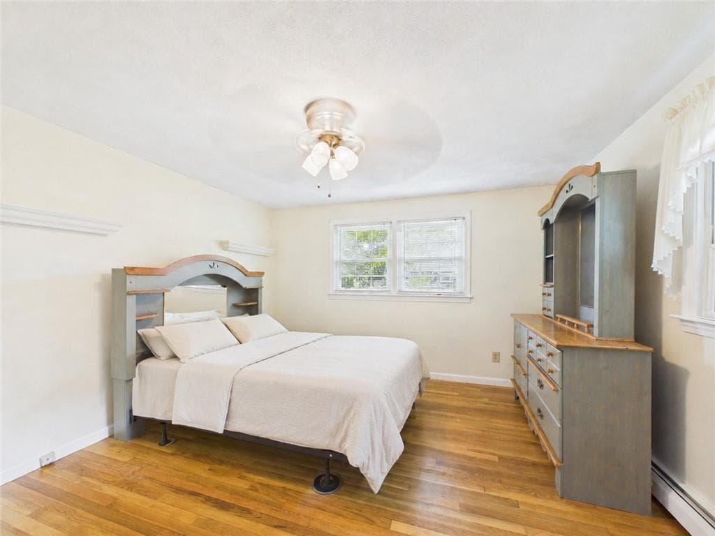 Single Family Residence at 77 Surrey Lane, North Kingstown, photo 12 of 50