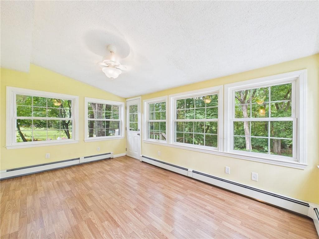 Single Family Residence at 77 Surrey Lane, North Kingstown, photo 24 of 50
