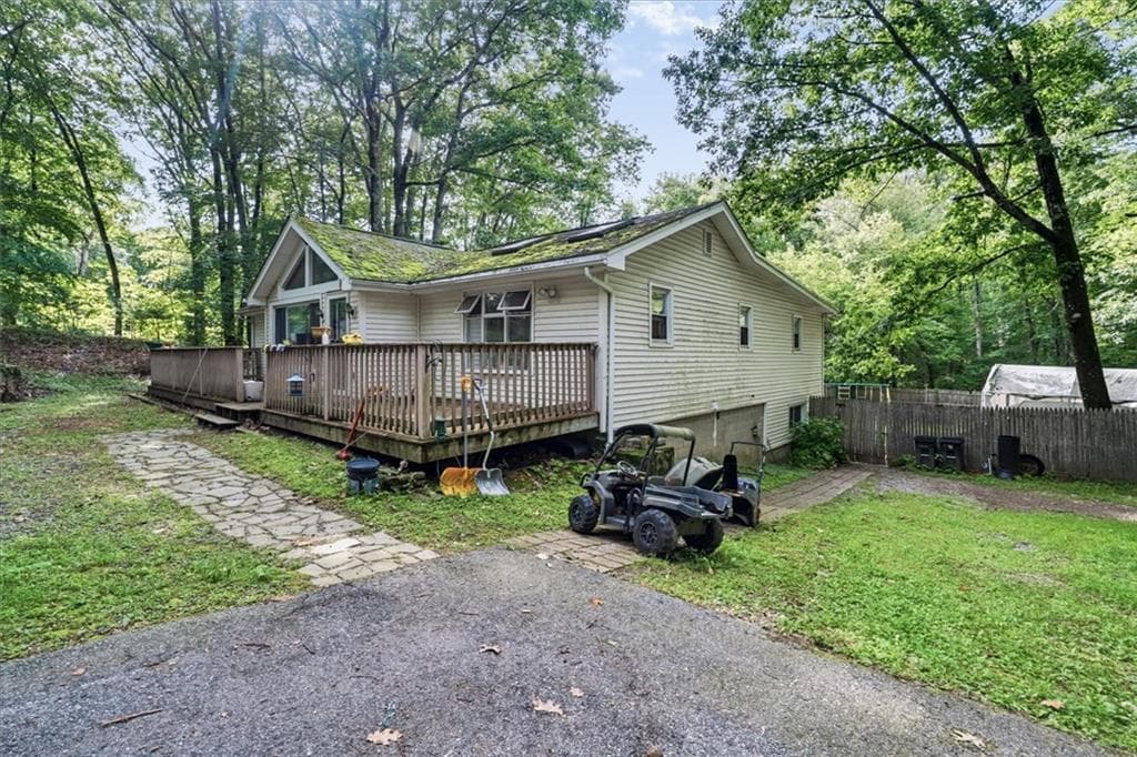 Single Family Residence at 87 Tower Hill Road, Cumberland, photo 3 of 45