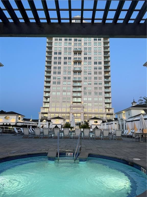 Condominium at 1 Tower Drive UNIT 704, Portsmouth, photo 18 of 30