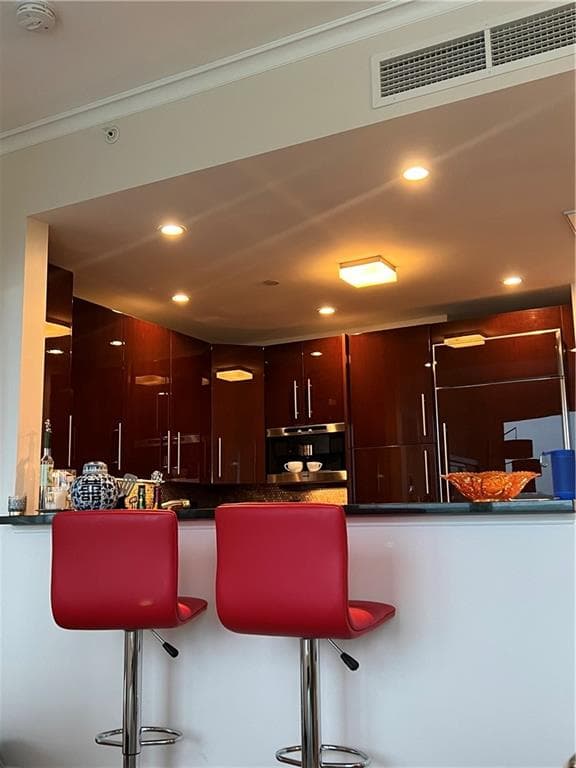 Condominium at 1 Tower Drive UNIT 704, Portsmouth, photo 8 of 30