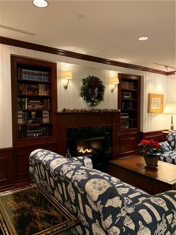 Condominium at 1 Tower Drive UNIT 704, Portsmouth, photo 21 of 30