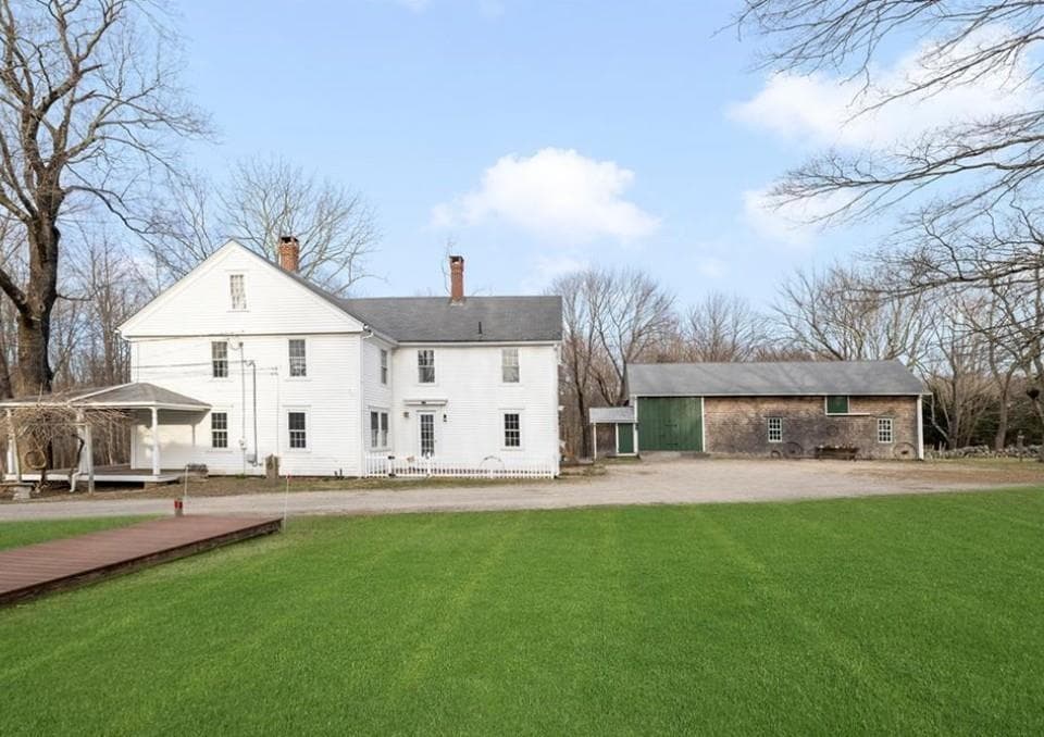 Single Family Residence at 1896 Middle Road, East Greenwich, photo 23 of 28