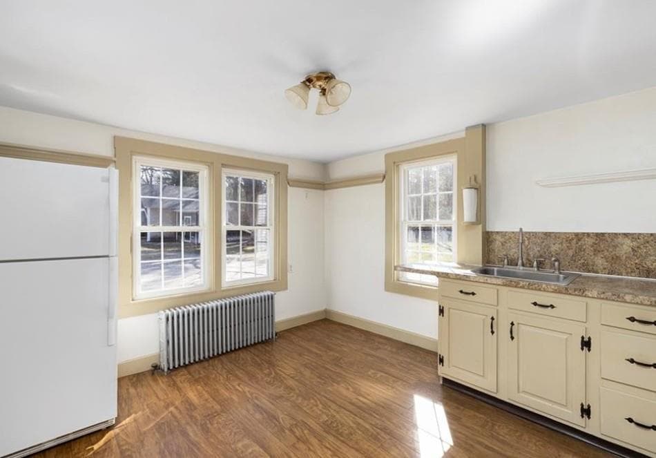 Single Family Residence at 1896 Middle Road, East Greenwich, photo 9 of 28