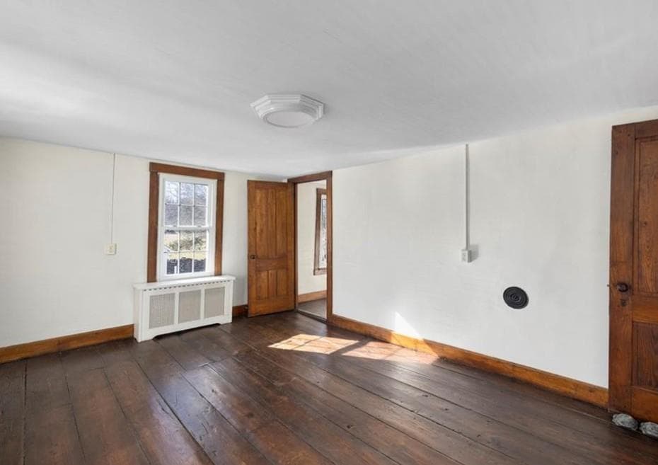 Single Family Residence at 1896 Middle Road, East Greenwich, photo 18 of 28