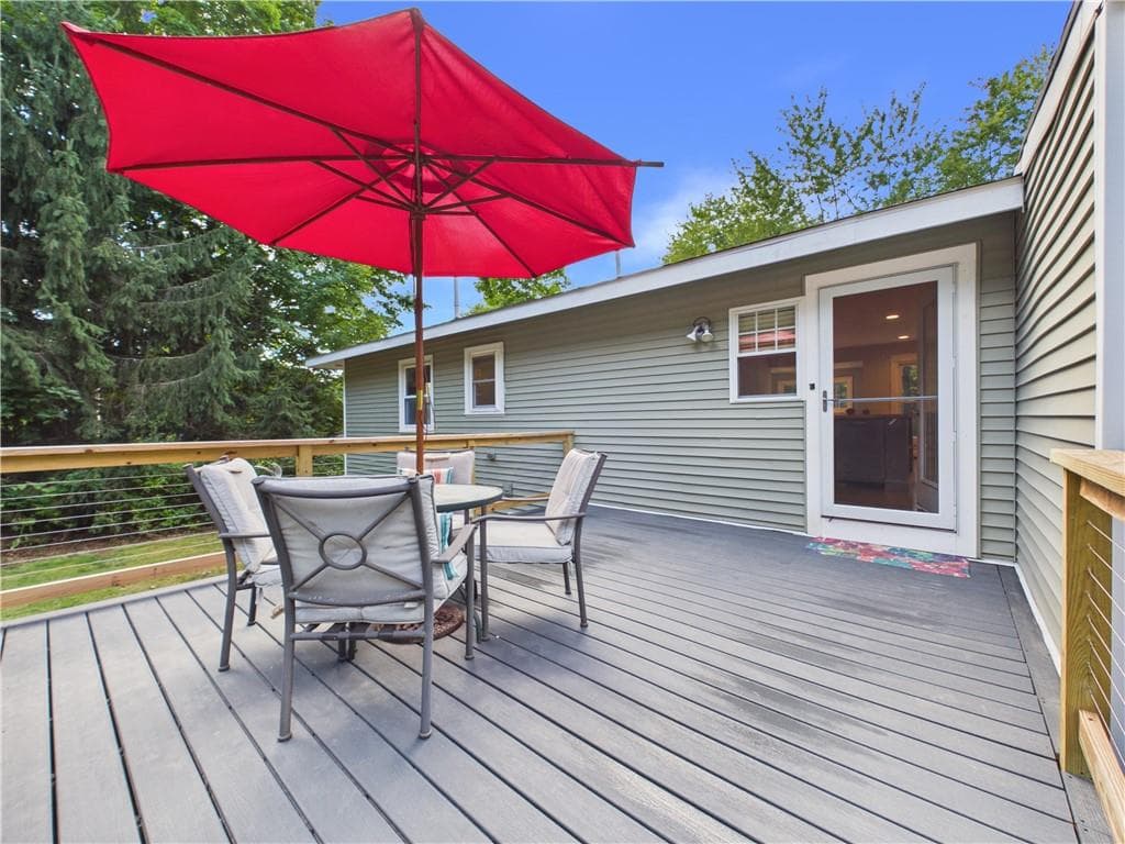Single Family Residence at 11 Winsor Park Way, Glocester, photo 33 of 37