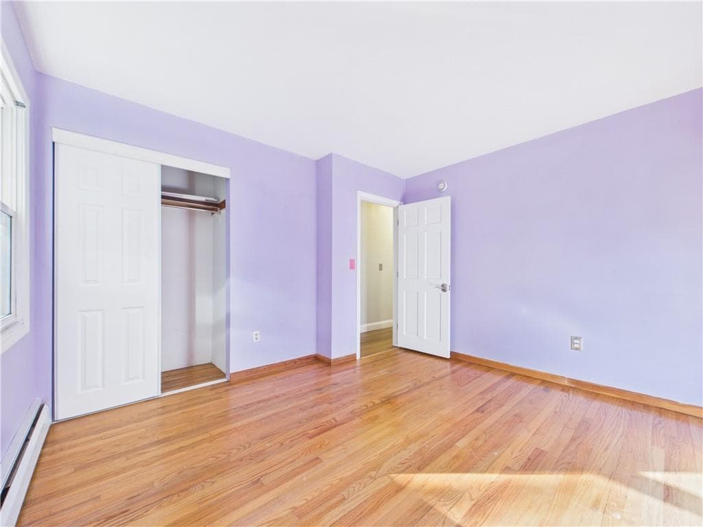 Single Family Residence at 11 Winsor Park Way, Glocester, photo 18 of 37