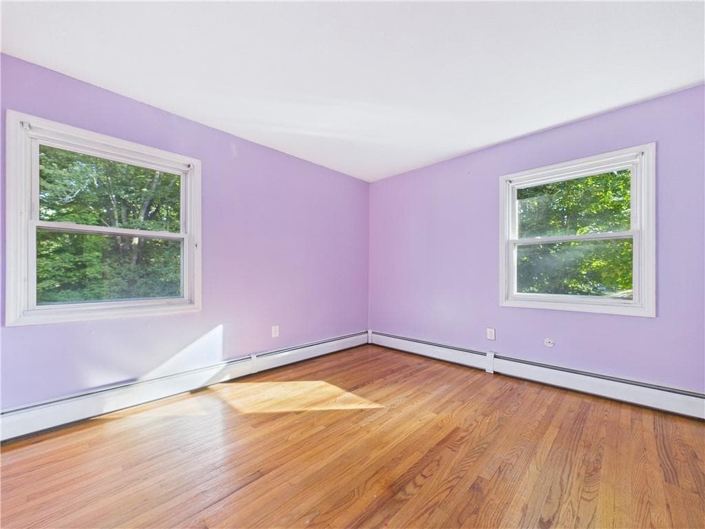 Single Family Residence at 11 Winsor Park Way, Glocester, photo 19 of 37