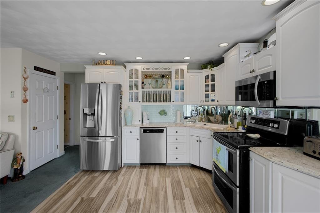 Single Family Residence at 13 Lane Five, Narragansett, photo 20 of 50