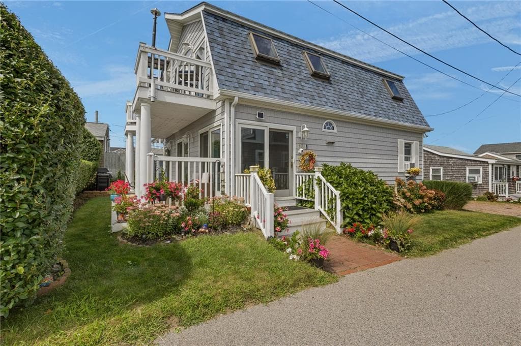 Single Family Residence at 13 Lane Five, Narragansett, photo 10 of 50