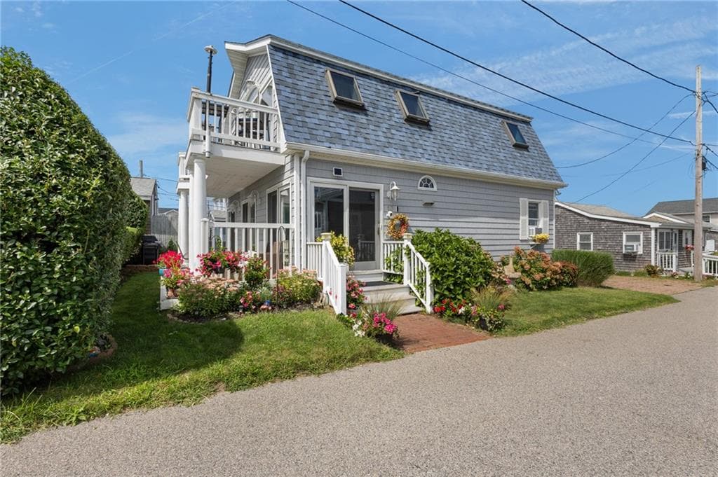 Single Family Residence at 13 Lane Five, Narragansett, photo 8 of 50