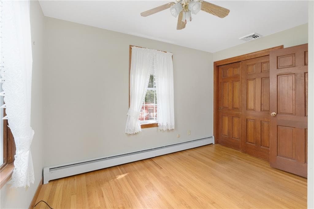 Single Family Residence at 66 Berry Lane, Bristol, photo 19 of 44
