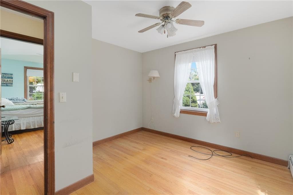 Single Family Residence at 66 Berry Lane, Bristol, photo 21 of 44