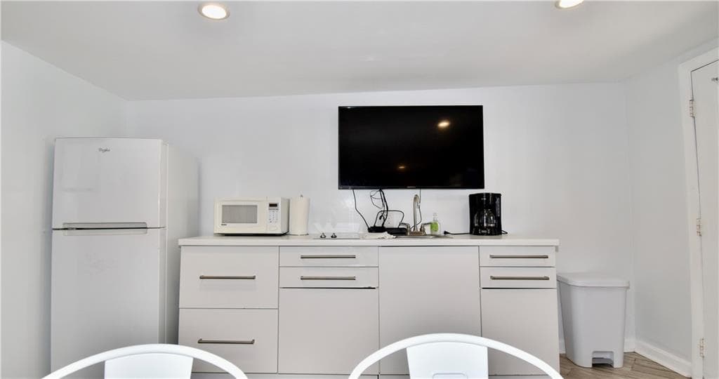 Condominium at 20 Winnapaug Road UNIT B1, Westerly, photo 10 of 17