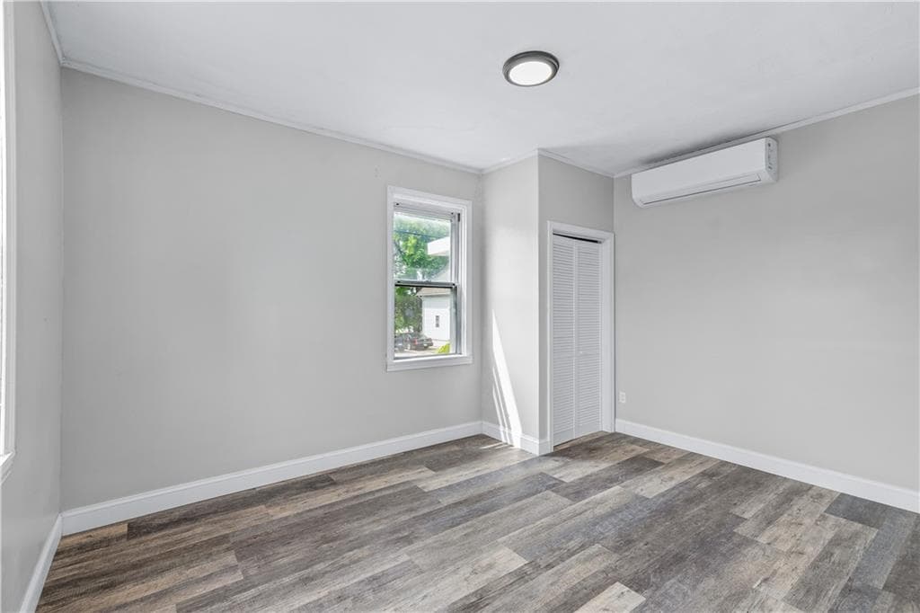 Multi Family at 117 Chestnut Hill Avenue, Cranston, photo 14 of 23