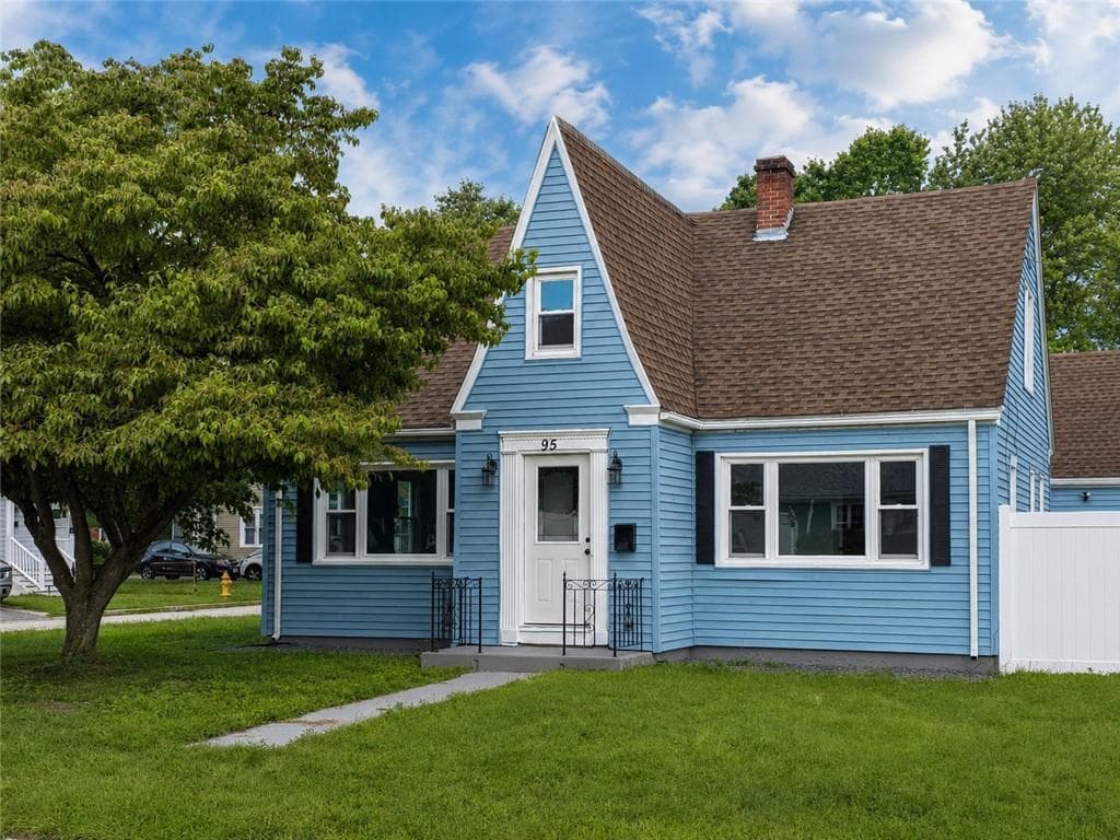 Single Family Residence at 95 Ames Street, Pawtucket, photo 2 of 34