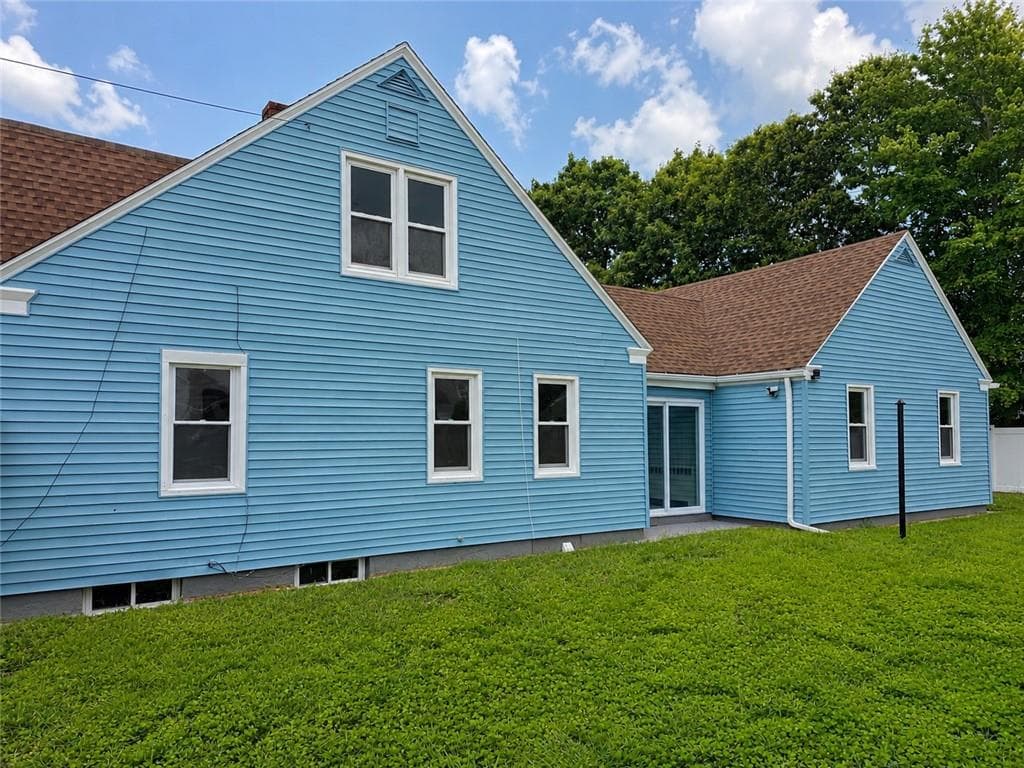 Single Family Residence at 95 Ames Street, Pawtucket, photo 33 of 34