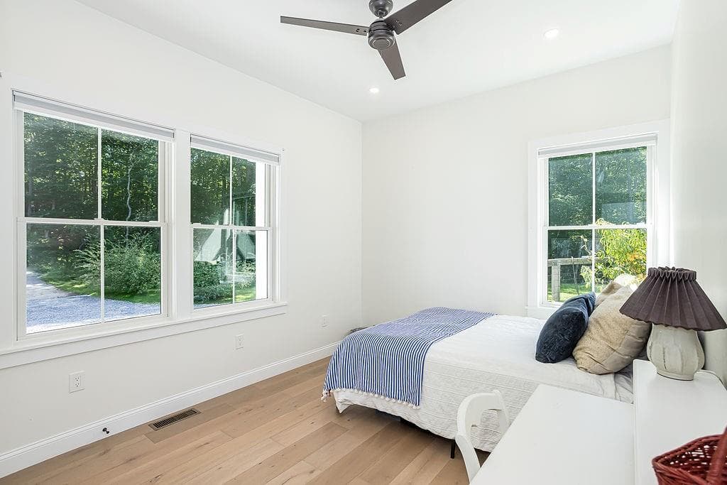 Single Family Residence at 37 Amy Hart Path, Little Compton, photo 18 of 46