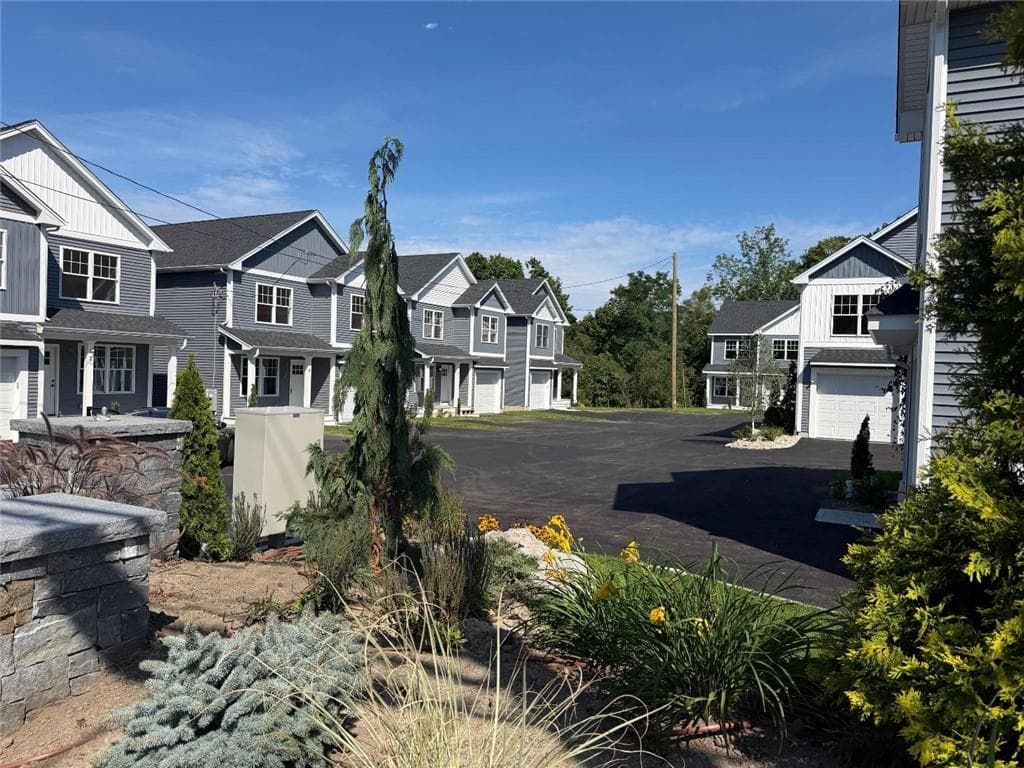 6 Teresa Ann Crossing