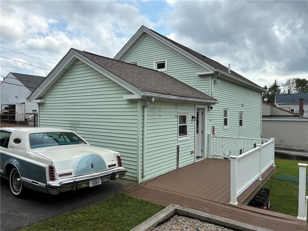 Single Family Residence at 8 Bates Avenue, Coventry, photo 3 of 7