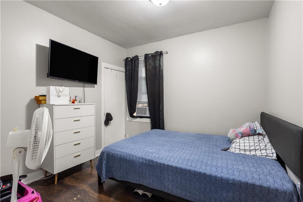 Multi Family at 12 Quince Street, Providence, photo 19 of 28