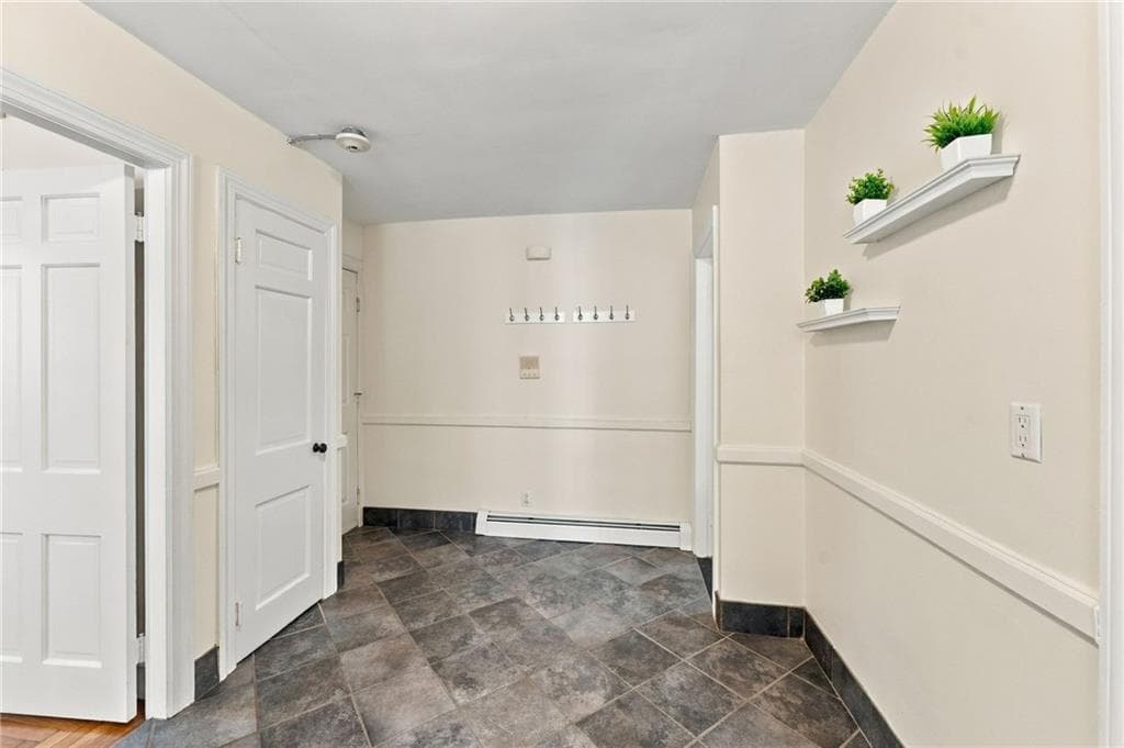 Condominium at 7 North Avenue UNIT 2, Providence, photo 6 of 35