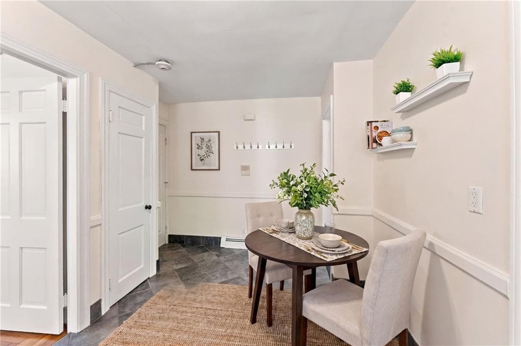 Condominium at 7 North Avenue UNIT 2, Providence, photo 5 of 35