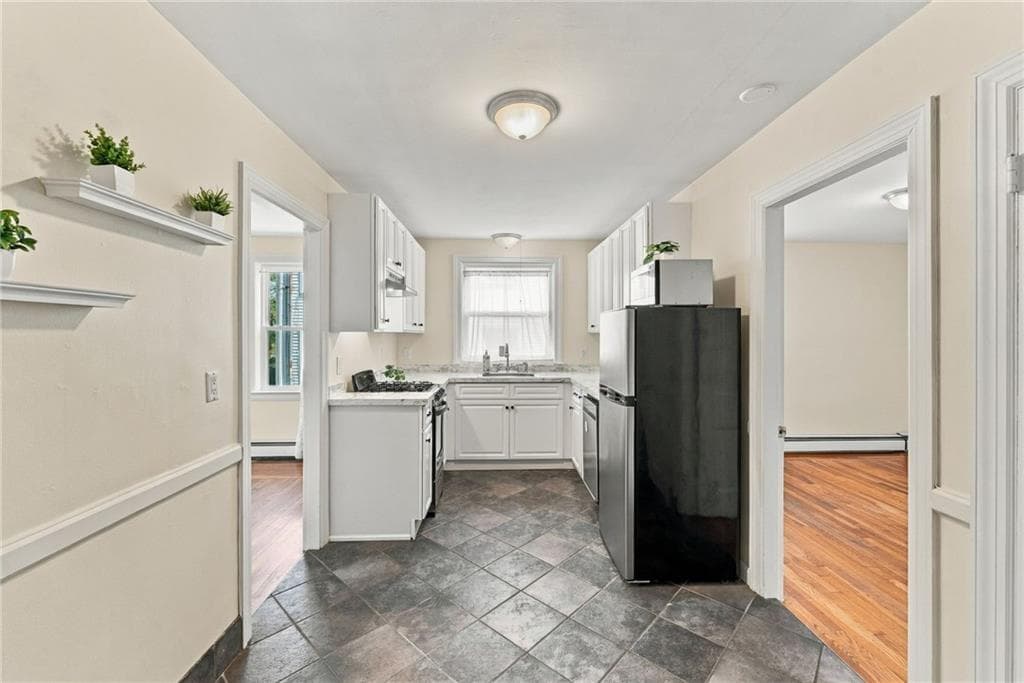 Condominium at 7 North Avenue UNIT 2, Providence, photo 8 of 35