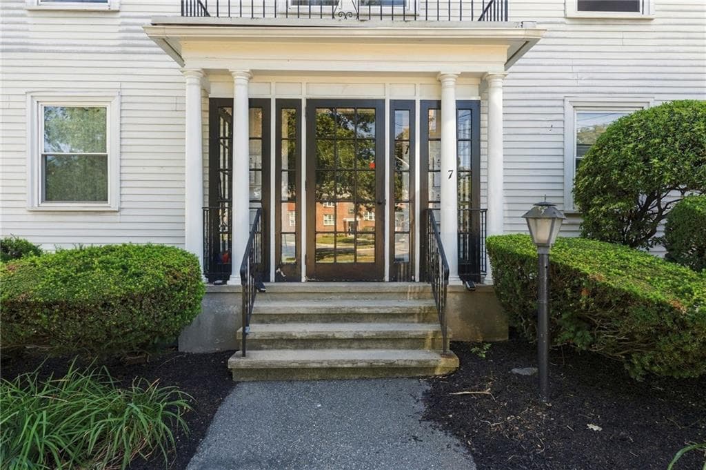 Condominium at 7 North Avenue UNIT 2, Providence, photo 25 of 35