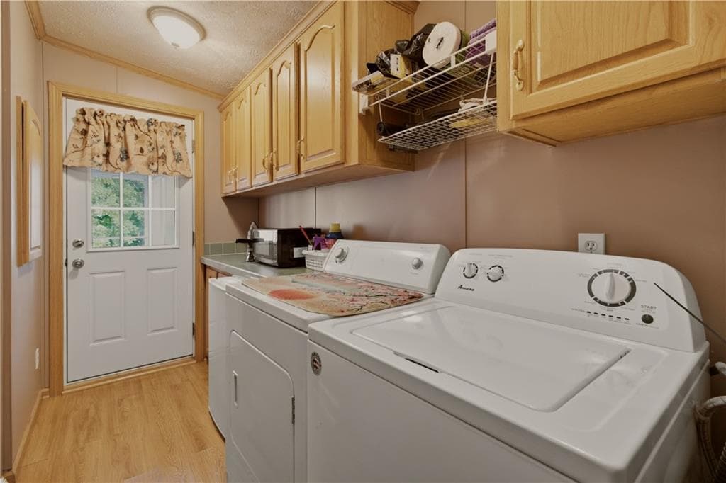 Single Family Residence at 177 Songbird Lane, Tiverton, photo 20 of 25